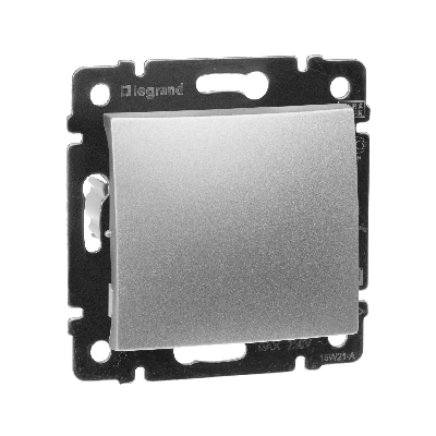 VALENA Переключатель одноклавишный на 2 направления в рамку алюминий Legrand 770106